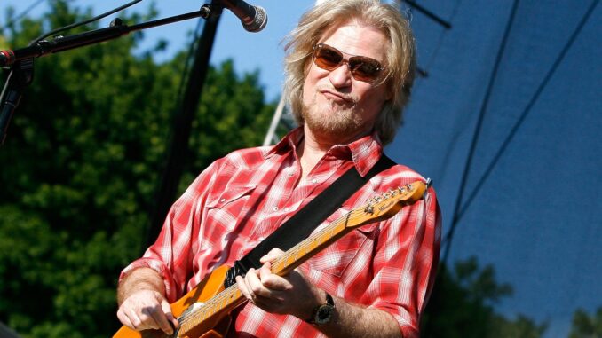 attachment-Daryl-Hall-1