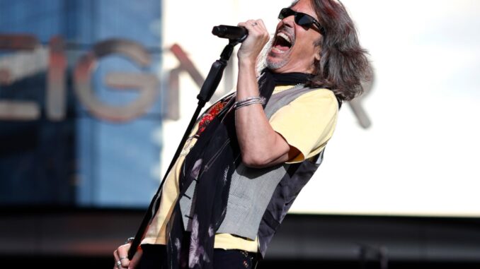 attachment-foreigner-hansen